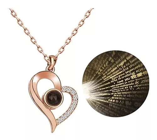 💝 Collar Corazón con Mensaje Secreto (100 Idiomas) – Regalo Especial